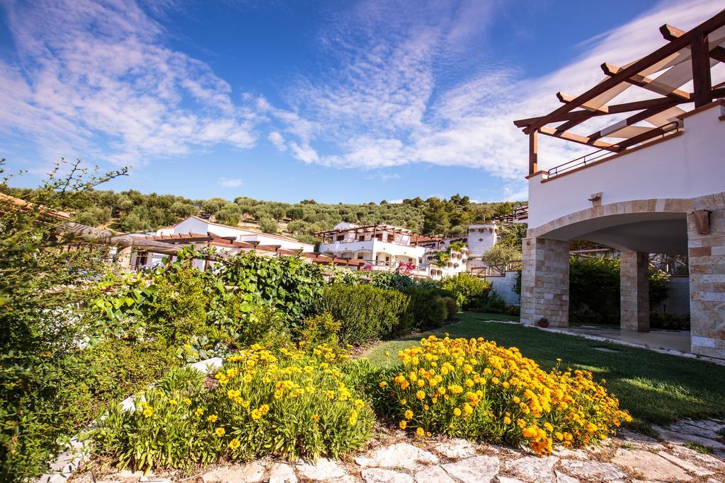 Holiday Lodge Al Porto Mattinata Ngoại thất bức ảnh
