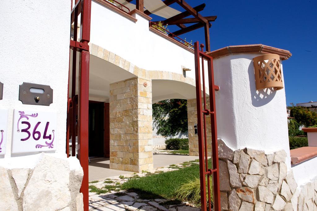 Holiday Lodge Al Porto Mattinata Phòng bức ảnh