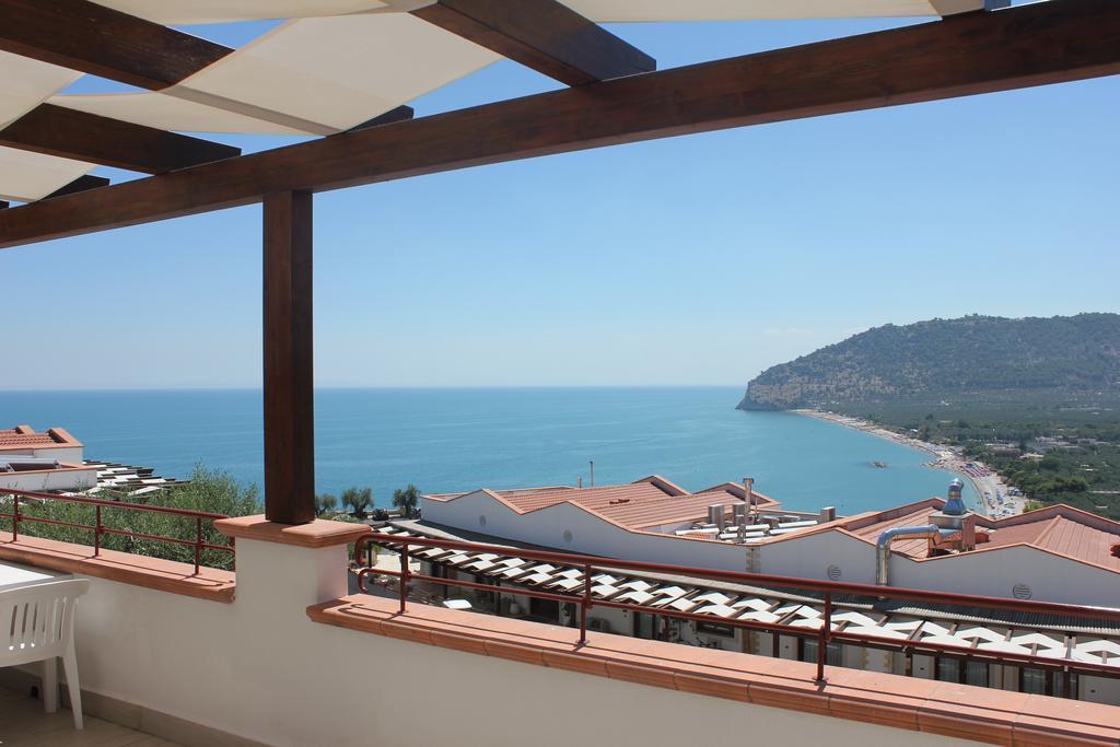 Holiday Lodge Al Porto Mattinata Ngoại thất bức ảnh