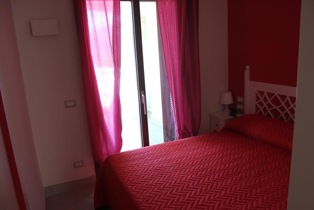 Holiday Lodge Al Porto Mattinata Ngoại thất bức ảnh