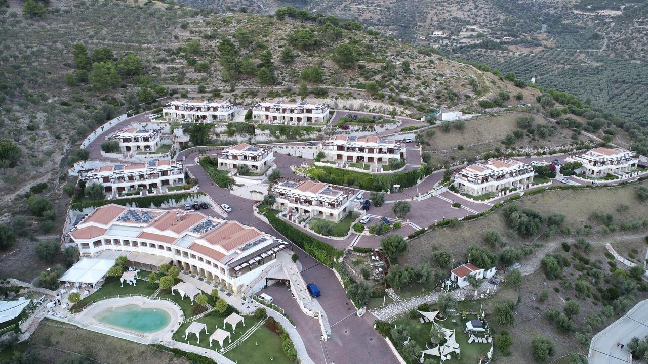 Holiday Lodge Al Porto Mattinata Ngoại thất bức ảnh